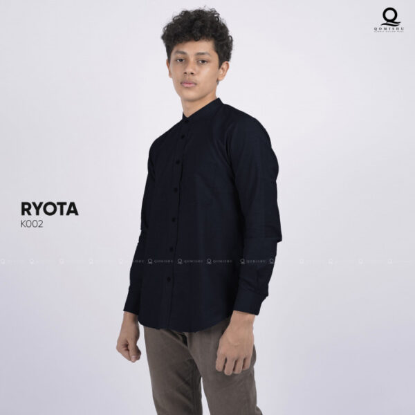 Kemeja Lengan Panjang Slim Fit - RYOTA