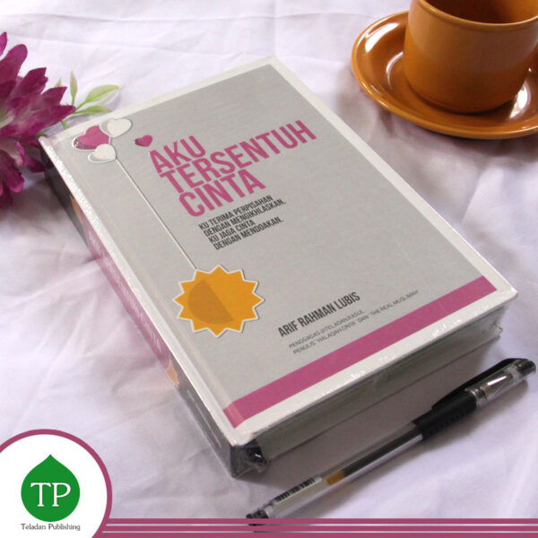 Buku - Aku Tersentuh Cinta